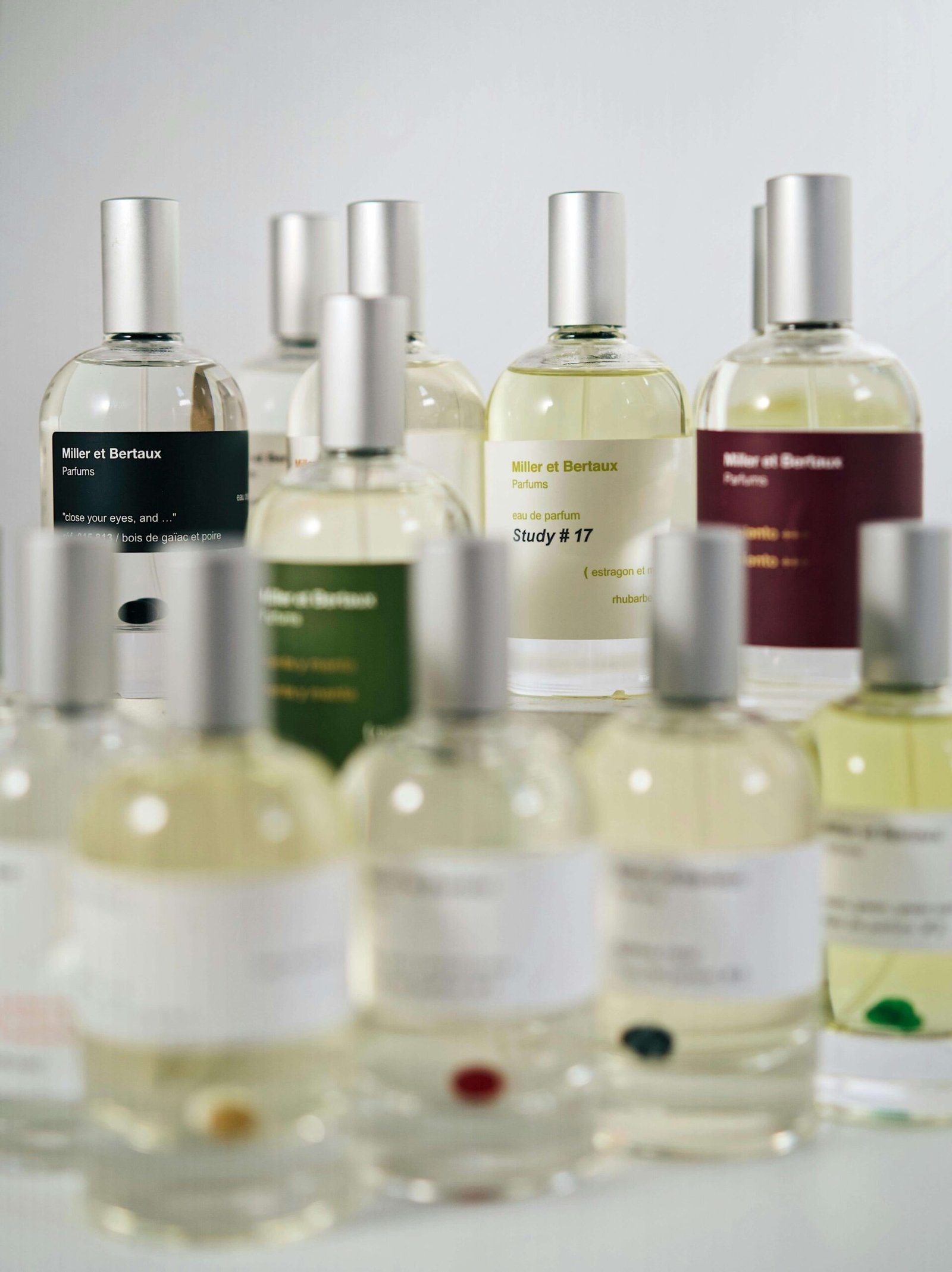 Variedad de perfumes fragantop